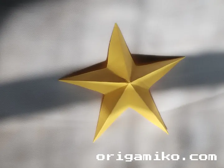 Sticky note star step 5