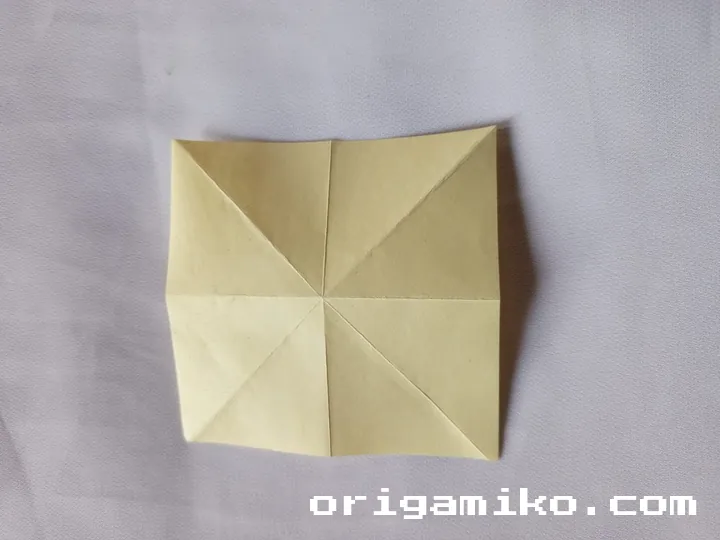 Sticky note tree step 3 d