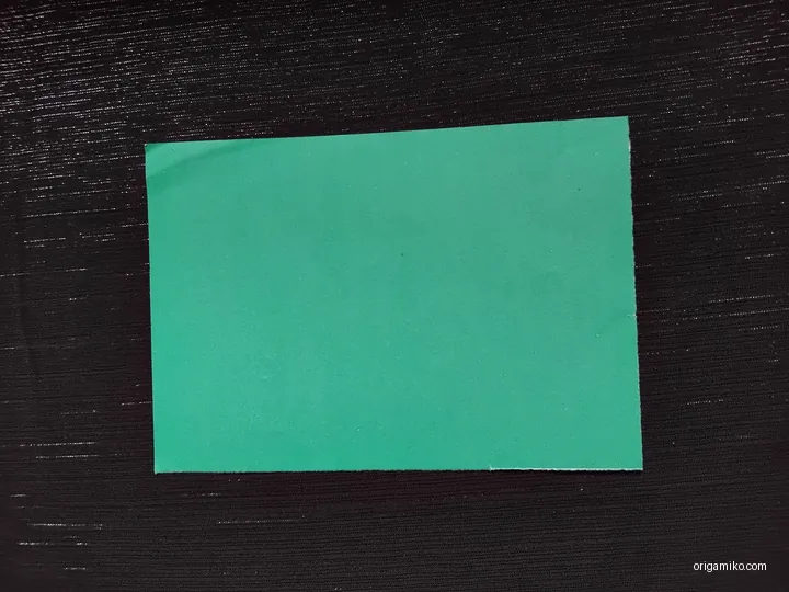 Origami basic cube step 1