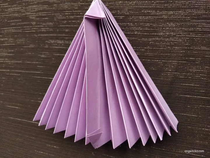 Origami fan step 4