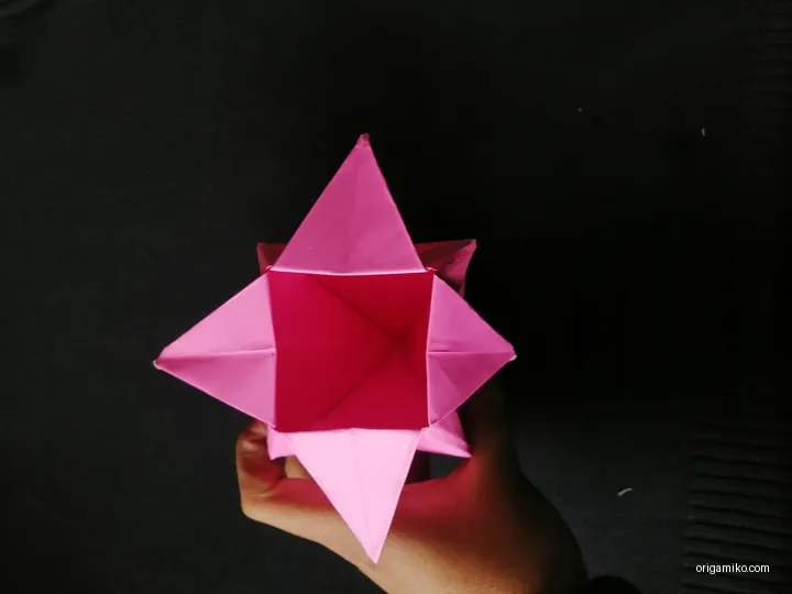 Origami harebell step 4 (d)