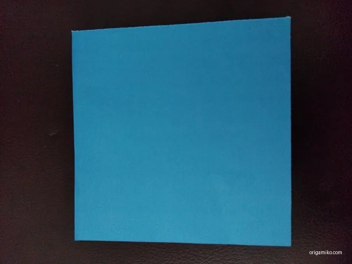 Origami leaf wreath step 1