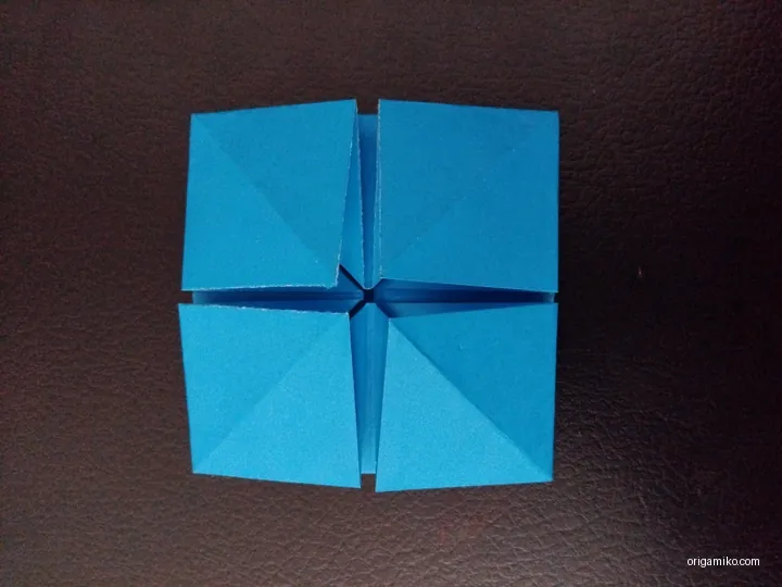 Origami leaf wreath step 3 c