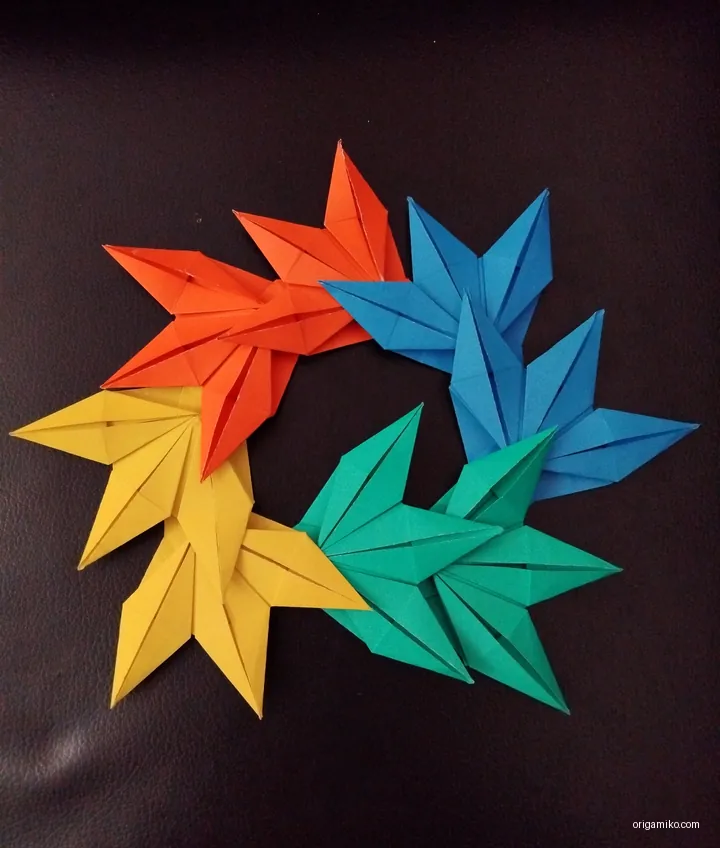 Origami leaf wreath step 7 b