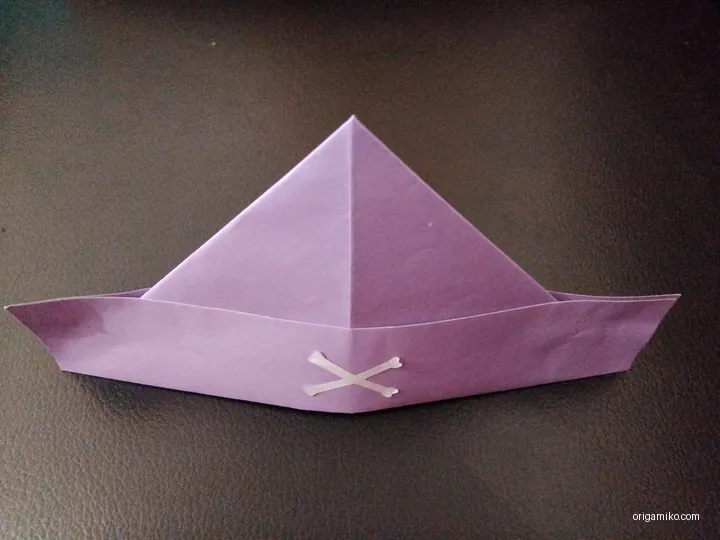 Origami pirat hat step 6 a