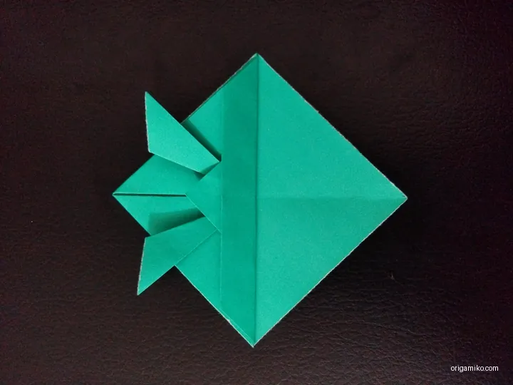 Origami samurai hat step 4 b