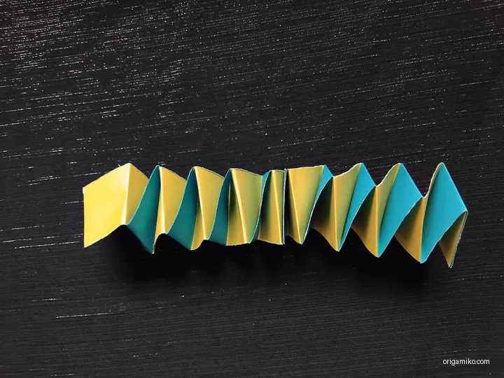 Origami spring step 5 a