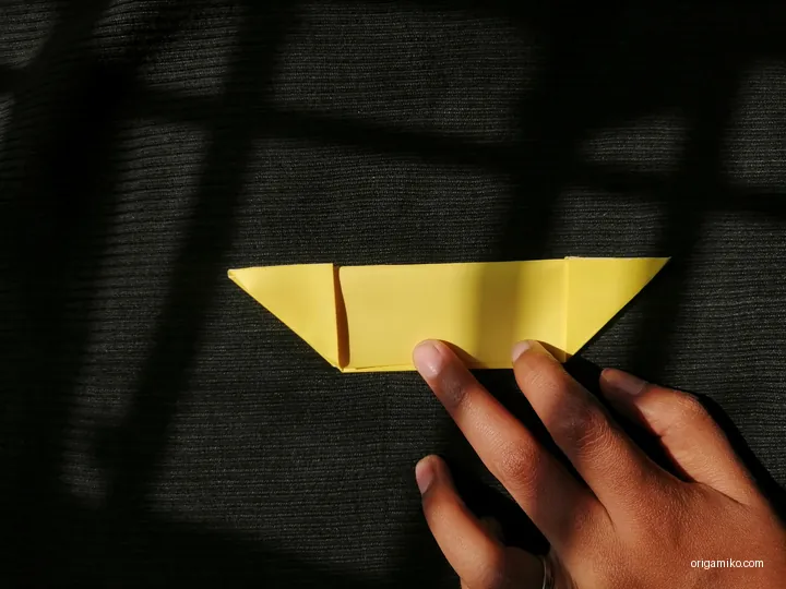 Origami water lily step 2 (g)