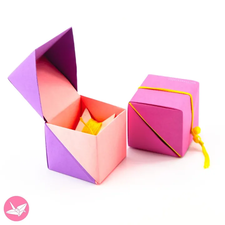 Hinged Cube Box