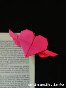Origami_Heart_with_Wings