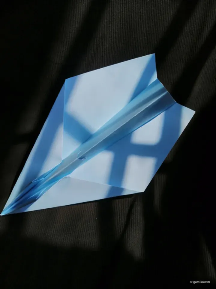 Origami High-Performance Airplane
