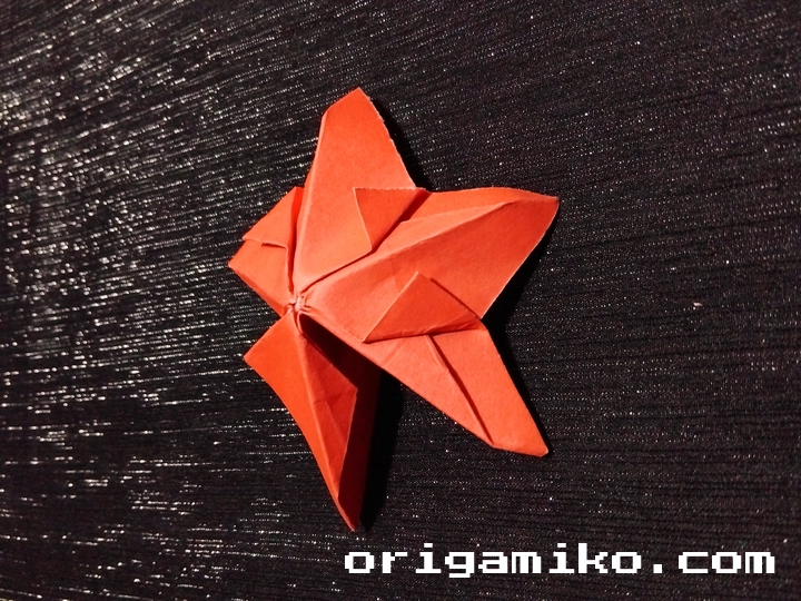 Origami cherry step 4 c