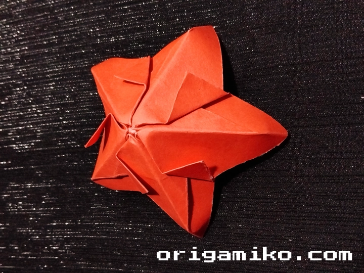Origami cherry step 4 d