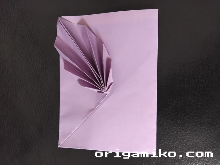 Origami leaf envelope step 5